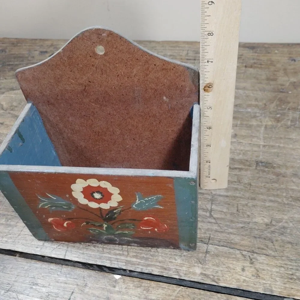 Vintage Primitive Painted Wall Box Hanging Desktop Storage Folk Art Flower Paint